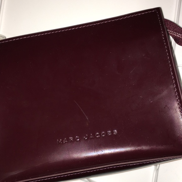 New Marc Jacobs patent makeup bag - Picture 2 of 3